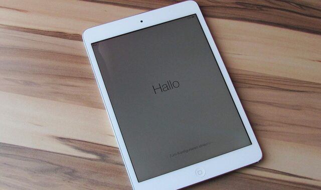apple, ipad, tablet, touch screen, mobile, ipad, ipad, ipad, ipad, ipad