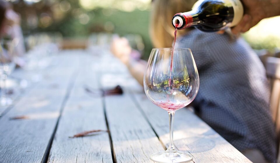 wine, 4k wallpaper, glass, cool backgrounds, drink, tasting, mac wallpaper, hand, pouring, laptop wallpaper, dinner, desktop backgrounds, hd wallpaper, wine tour, full hd wallpaper, free background, wine tasting, wineglass, wallpaper hd, party, 4k wallpaper 1920x1080, free wallpaper, celebration, wallpaper 4k, windows wallpaper, beautiful wallpaper, wallpaper