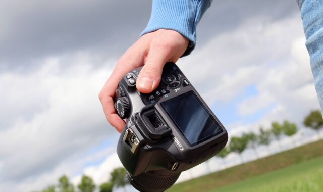 photo, camera, photography, digital, nature, cam, digital camera, holding, photographer, picture, photos, photo shooting, dslr, job, people, shoots, cannon, technology, man, guy, hands, photo, camera, camera, camera, camera, camera, photographer, photographer, job