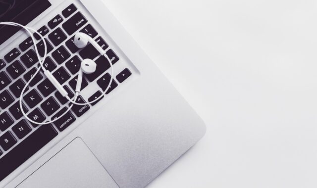 desk, laptop, computer, macbook, keyboard, macbook pro, tech, technology, apple, electronics, minimal, digital, computer hardware, computer keyboard, minimal tech, music, headphones, headset, listening, earphone, sound, earbuds, macbook pro, tech, tech, tech, tech, tech, earbuds, earbuds, earbuds