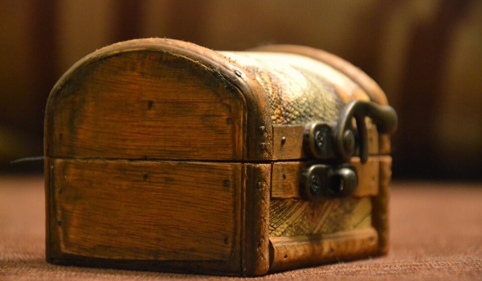 chest, box, little box, package, box, box, box, box, box, little box