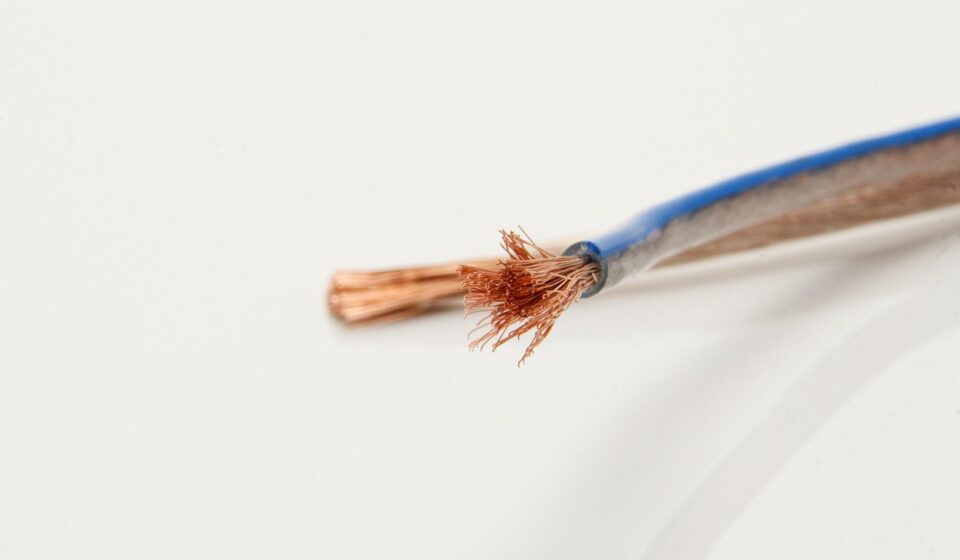 management, cable, speaker cable, strand, fine strand, flexible, electricity, danger, dangerous, cable, cable, cable, cable, cable