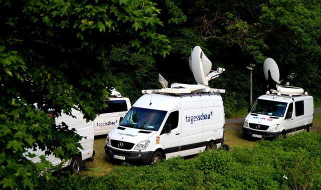 media, tv, watch tv, news, channel, satellite, outside broadcast van, g7, g7 germany